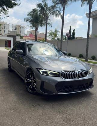 BMW 320i 2.0 16V TURBO FLEX M SPORT AUTOMÁTICO BMW 320i 2.0 16V TURBO FLEX M SPORT AUTOMÁTICO